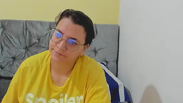 Snapshot of MARILYN_GARCIA chatting on 01-29-25, 03:47 MARILYN GARCIA online show from 01-29-25, 03:47