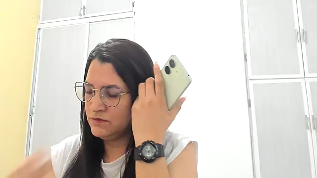Snapshot of MARILYN_GARCIA chatting on 03-19-25, 02:46 MARILYN GARCIA online show from 03-19-25, 02:46