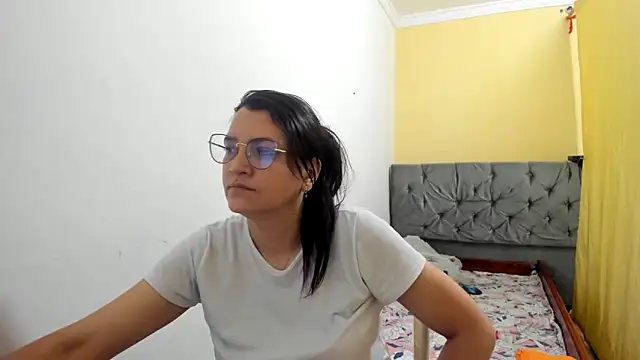 Snapshot of MARILYN_GARCIA chatting on 09-27-25, 10:49 MARILYN GARCIA online show from 09-27-25, 10:49