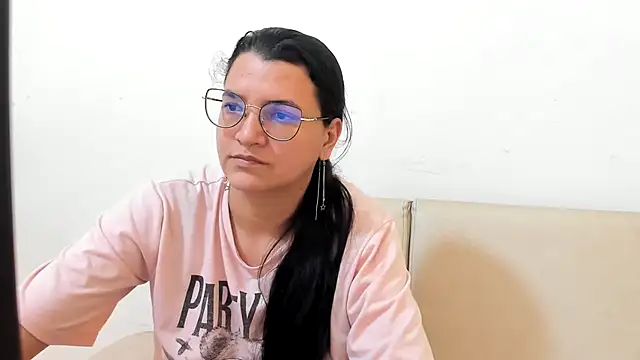 MARILYN GARCIA online show from 01-08-26, 05:08