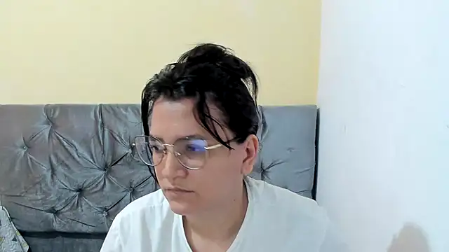 Snapshot of MARILYN_GARCIA chatting on 01-30-25, 04:45 MARILYN GARCIA online show from 01-30-25, 04:45