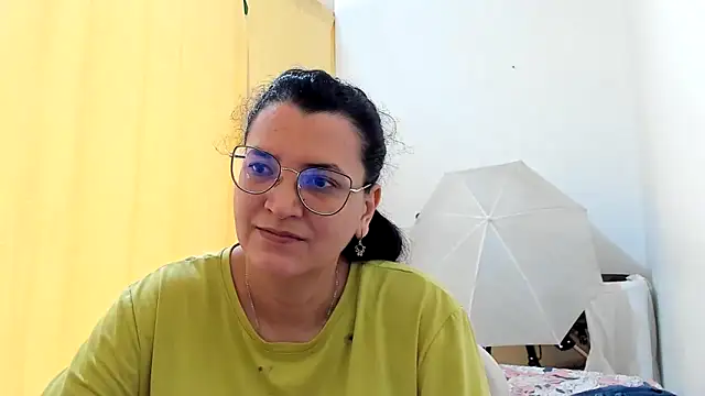 MARILYN GARCIA online show from 05-31-26, 03:51
