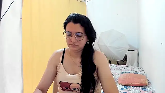 MARILYN GARCIA online show from 05-21-26, 03:53