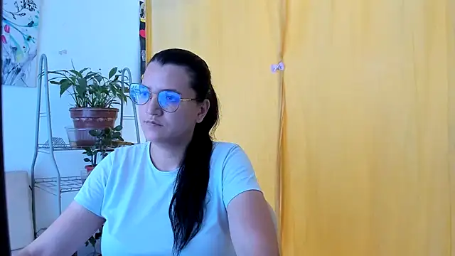MARILYN GARCIA online show from 06-30-26, 08:31
