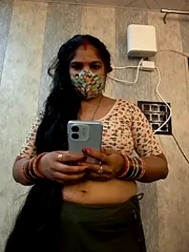 Snapshot of Manisha_hotgirl chatting on 08-05-26, 04:45 Manisha hotgirl online show from 08-05-26, 04:45