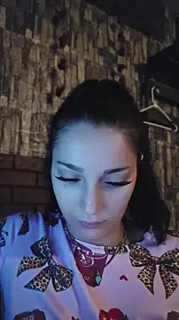 Mirabel Love online show from 08-06-26, 05:46
