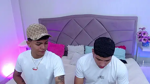 party duo boyss online show from 08-06-26, 08:15