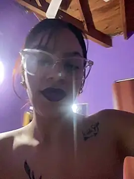 Miaperezz19 online show from 08-08-26, 05:58