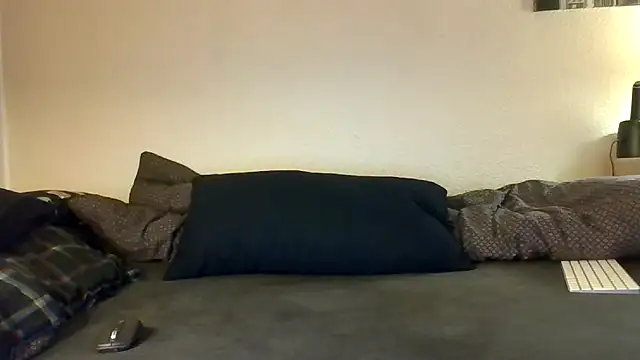 slaveboy2016xh online show from 12-30-24, 05:02