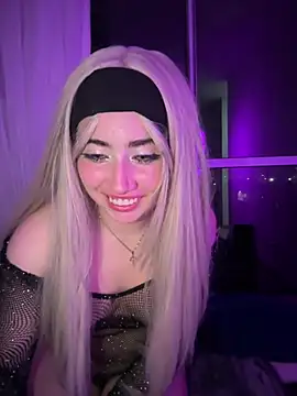 LilyMoon2 online show from 08-10-26, 04:41
