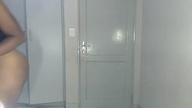 leanna23 online show from 04-19-26, 09:17
