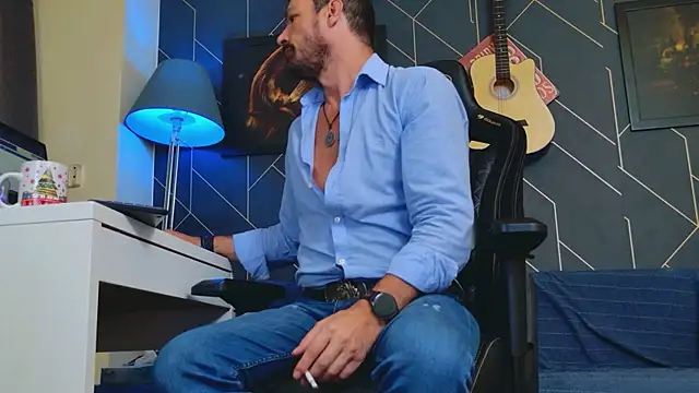 Snapshot of ChrisKox chatting on 09-14-25, 05:57 ChrisKox online show from 09-14-25, 05:57