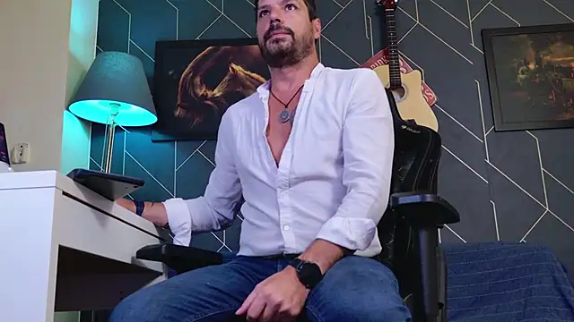 Snapshot of ChrisKox chatting on 02-22-26, 01:52 ChrisKox online show from 02-22-26, 01:52