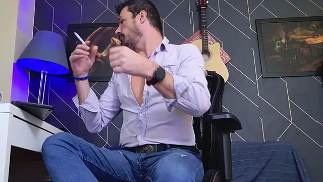 ChrisKox online show from 11-17-25, 04:16