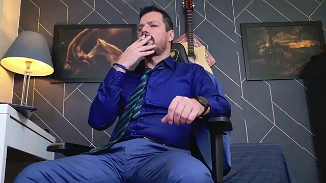 ChrisKox online show from 11-07-25, 01:32