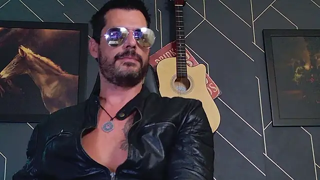 Snapshot of ChrisKox chatting on 03-01-26, 07:36 ChrisKox online show from 03-01-26, 07:36