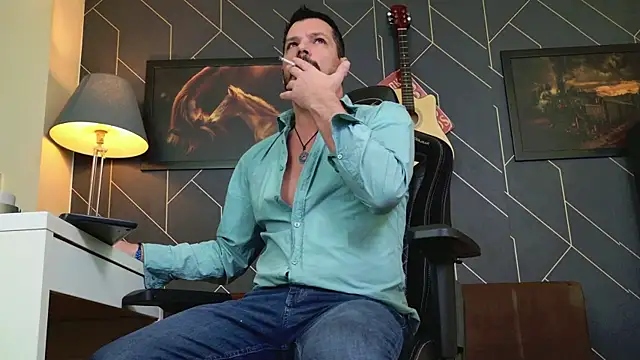 ChrisKox online show from 12-18-25, 06:51