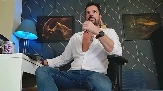 Snapshot of ChrisKox chatting on 10-24-25, 06:40 ChrisKox online show from 10-24-25, 06:40