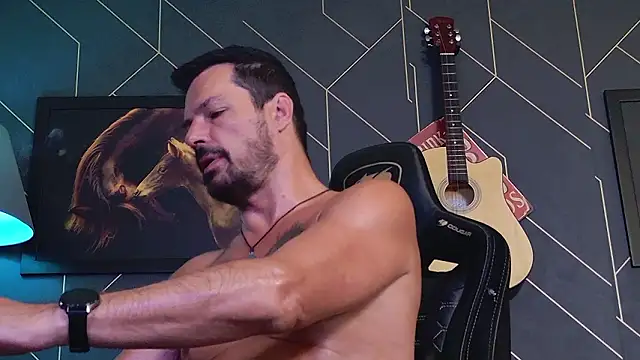 Snapshot of ChrisKox chatting on 02-16-26, 03:16 ChrisKox online show from 02-16-26, 03:16