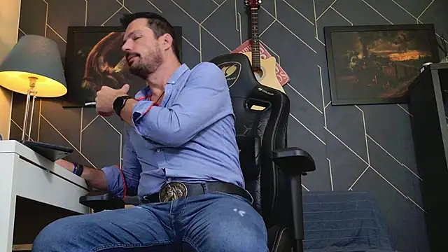 ChrisKox online show from 11-01-25, 06:08