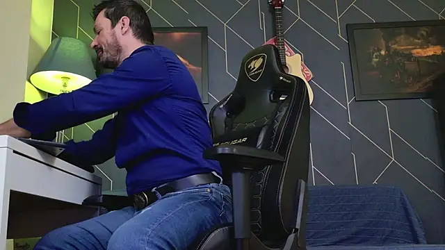 ChrisKox online show from 01-13-26, 03:10