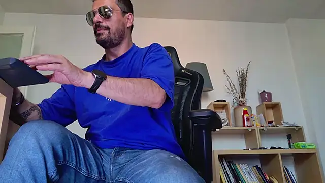 ChrisKox online show from 05-26-26, 05:11