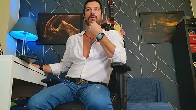 Snapshot of ChrisKox chatting on 10-10-25, 05:08 ChrisKox online show from 10-10-25, 05:08