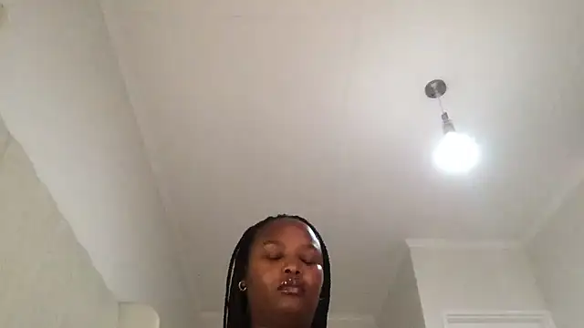 xBUSTY CANDYx online show from 02-28-26, 03:44