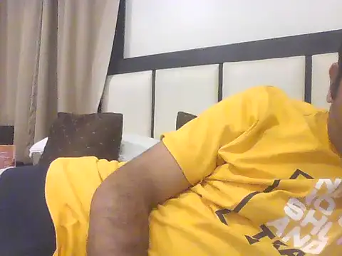 rarindam17 online show from 11-30-25, 02:07