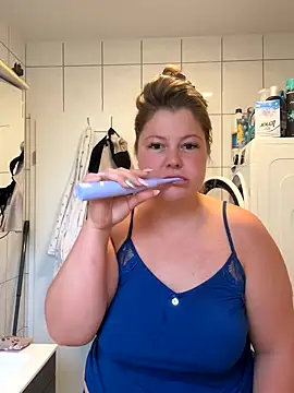 BootyLola online show from 10-03-25, 08:16