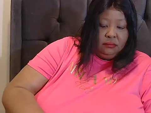 Snapshot of nancy111 chatting on 02-17-26, 01:58 nancy111 online show from 02-17-26, 01:58