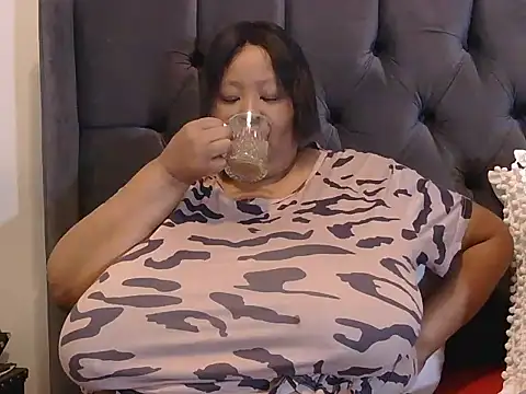 nancy111 online show from 03-12-26, 02:06