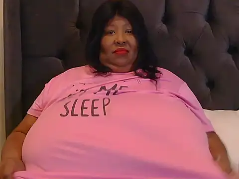 Snapshot of nancy111 chatting on 02-24-26, 01:17 nancy111 online show from 02-24-26, 01:17