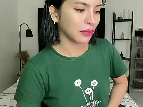 your bianca69 online show from 10-27-25, 12:33