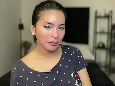 your bianca69 online show from 12-22-25, 11:05