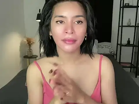 your bianca69 online show from 11-18-25, 11:37