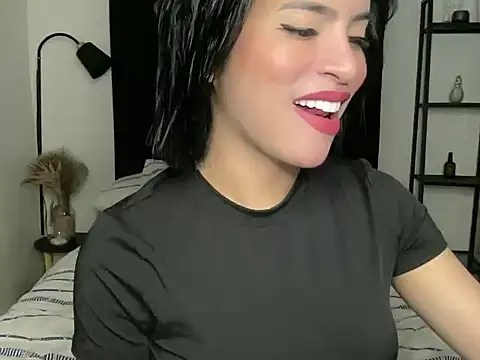 your bianca69 online show from 10-15-25, 12:09