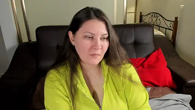 Snapshot of MarySwon chatting on 12-31-24, 03:20 MarySwon online show from 12-31-24, 03:20