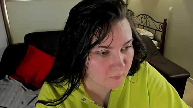 Snapshot of MarySwon chatting on 03-11-25, 04:19 MarySwon online show from 03-11-25, 04:19