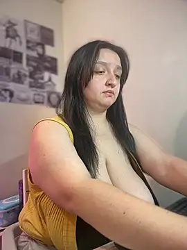 aliceayres797 online show from 06-20-26, 09:47