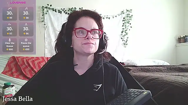 Snapshot of JessaBella chatting on 05-08-26, 03:38 JessaBella online show from 05-08-26, 03:38