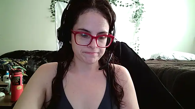 JessaBella online show from 10-27-25, 03:24