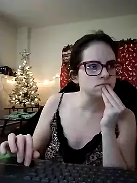 JessaBella online show from 12-16-24, 06:05