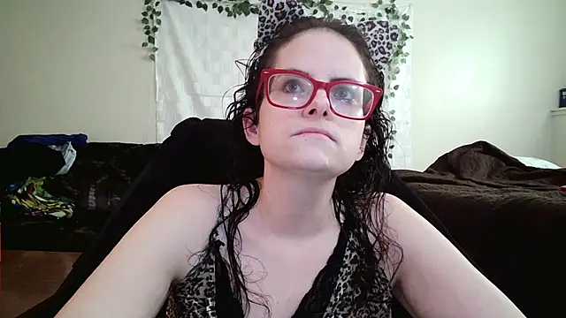 JessaBella online show from 10-31-25, 04:03