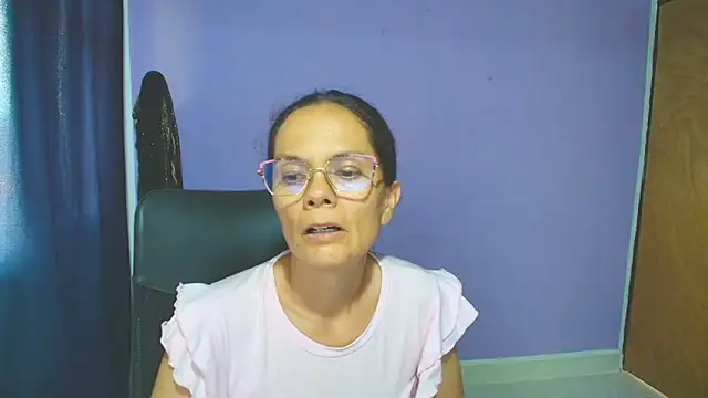 Nattyslave4U online show from 04-04-26, 09:32