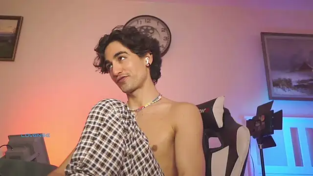 AlanDeNavarre online show from 03-05-25, 03:51