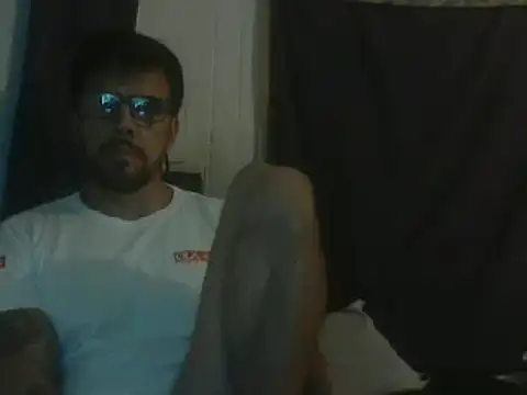 Snapshot of el_principe_hot chatting on 01-11-25, 04:59 el principe hot online show from 01-11-25, 04:59