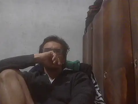 Snapshot of el_principe_hot chatting on 09-14-25, 02:01 el principe hot online show from 09-14-25, 02:01