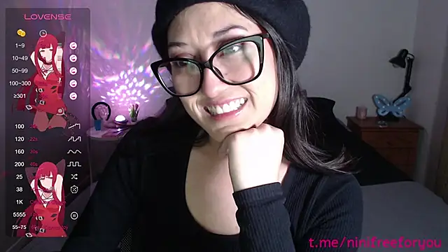 Snapshot of Ninimoon chatting on 09-09-25, 02:54 Ninimoon online show from 09-09-25, 02:54