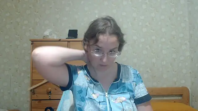 Snapshot of Smart_Rose chatting on 05-20-26, 06:49 Smart Rose online show from 05-20-26, 06:49